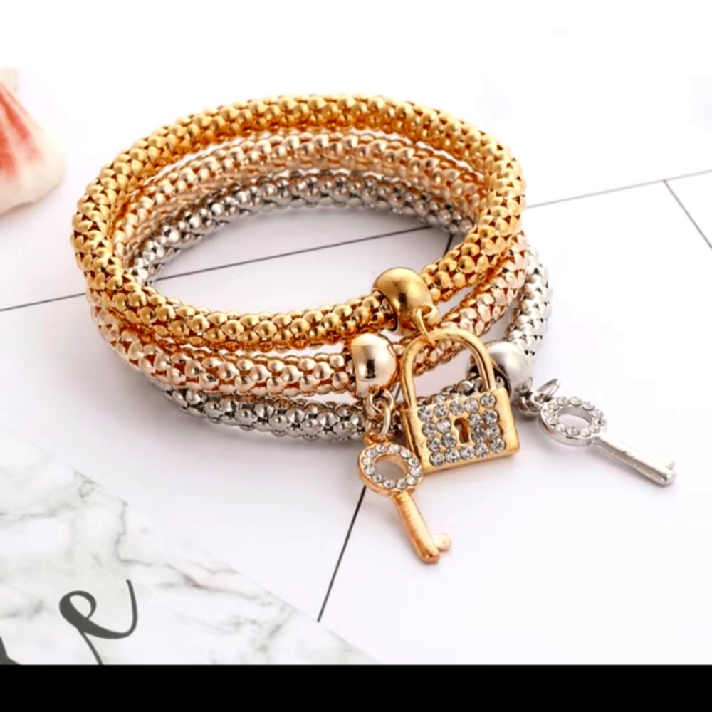 Stackable Bracelets with Lock & Key - Picture 3 of 5